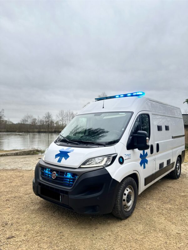 Fiat Ducato 180cv Boite AUTO 2021 ambulance