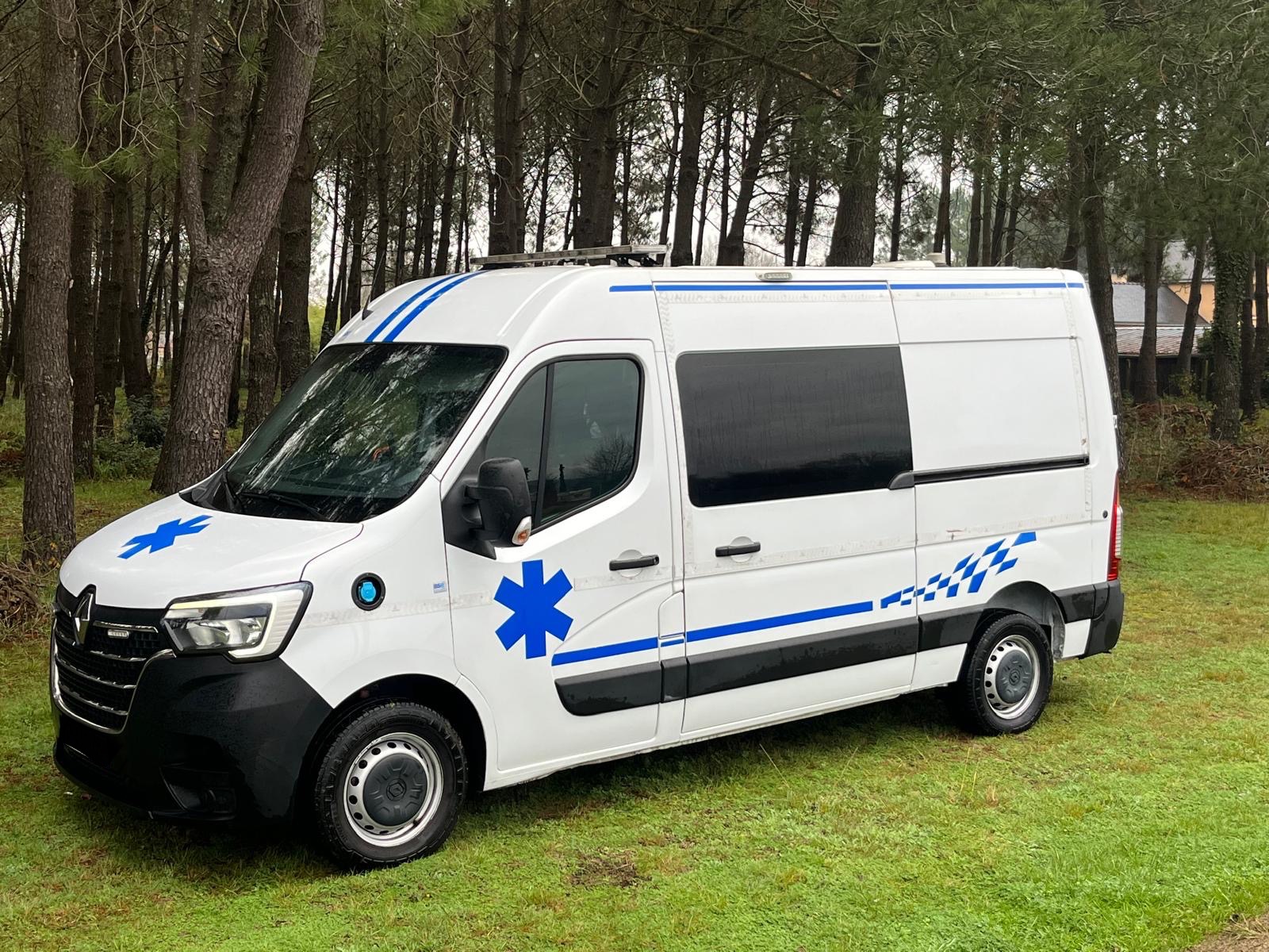 Renault Master 3 ambulance BSE – Image 8